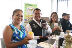 Presentan en el Congreso del Estado el Festival de la Tetecha 2026