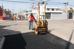 Gobierno de Pepe Chedraui da seguimiento a labores de bacheo en El Patrimonio
