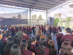Acerca Guardia Nacional acciones preventivas a estudiantes del Bachillerato Citlaltépetl