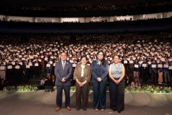 LILIA CEDILLO ENCABEZÓ LA CEREMONIA DE GRADUACIÓN DE LA PREPARATORIA LIC. BENITO JUÁREZ