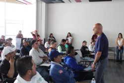 Fortalece UDEP la capacitación a guías de la Liga Instruccional de Béisbol