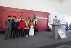Gobierno Estatal apoya a talento poblano rumbo a olimpiada matemática en Singapur