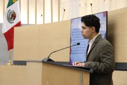 Congreso de Puebla abre su tribuna a la lengua Mixteca