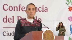 CLAUDIA SHEINBAUM SEÑALA A PUEBLA COMO REFERENTE NACIONAL EN USO DE MAQUINARIA PARA PAVIMENTACIÓN