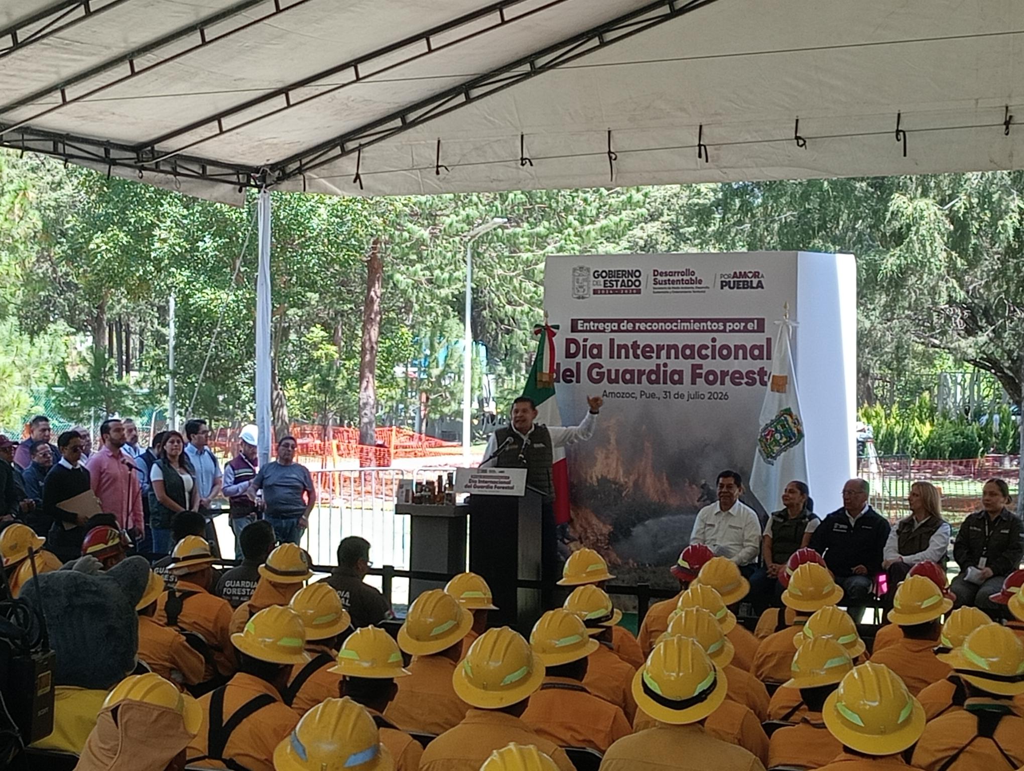 GOBIERNO DE PUEBLA RECONOCE A BRIGADISTAS EN EL DÍA INTERNACIONAL DEL GUARDIA FORESTAL