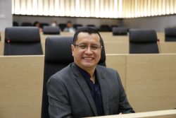 Proponen Leonela Jazmín Martínez y Elías Lozada iniciativa para impedir matrimonio a deudores alimentarios en Puebla