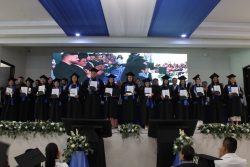 Mtro. Juan Ignacio Hernández Vázquez, primer director de la UPN Unidad 212 en realizar seis ceremonias de graduación en las cinco sedes regionales y la Unidad Central de Teziutlán
