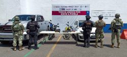 *Policía Estatal asegura armamento, equipo táctico y vehículos relacionados con actividades ilícitas*