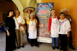 Alista Calpan Feria del Chile en Nogada con venta de 130 mil platillos