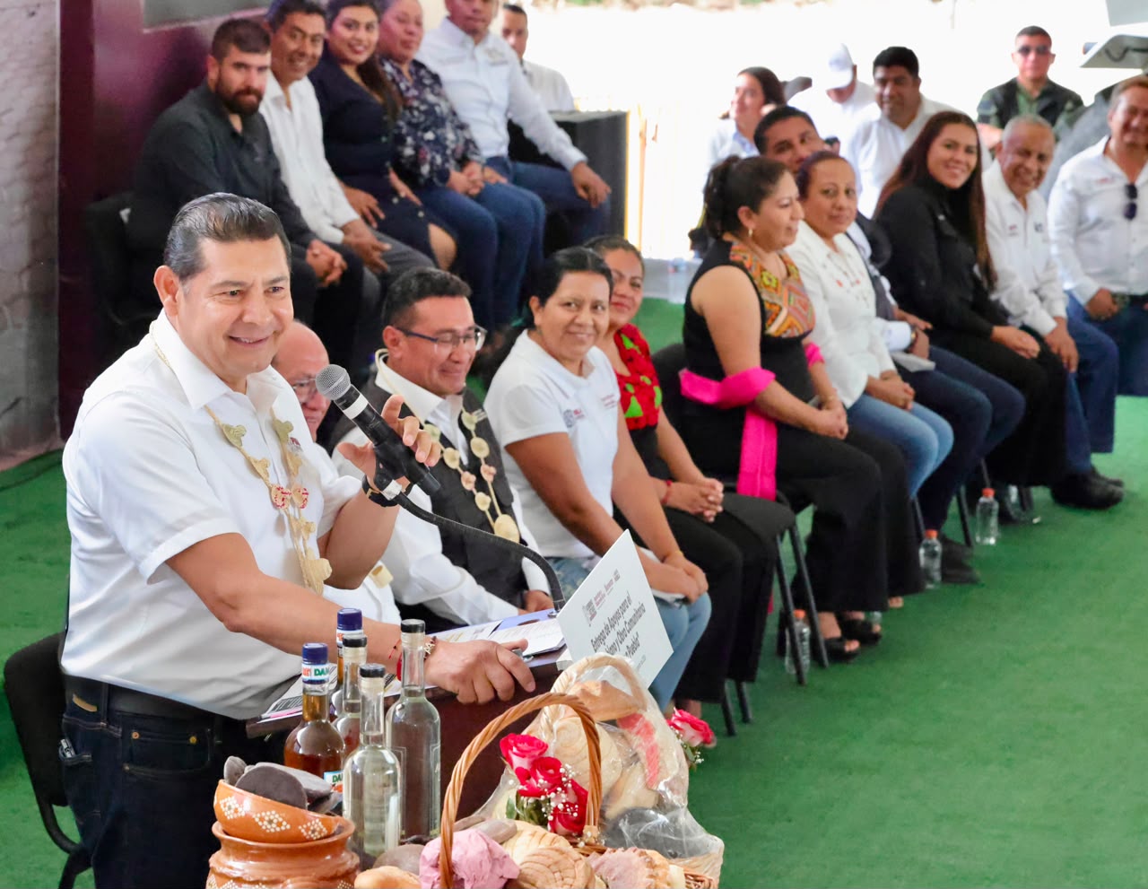 Gobierno del Estado atiende obras prioritarias en la Mixteca poblana