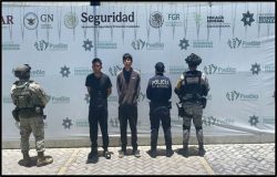 Guardia Nacional y Ejército Mexicano detuvieron a 77 personas y aseguraron armamento y droga en el estado de Puebla