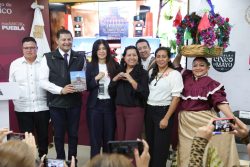 Agave poblano consolida liderazgo agroindustrial de Puebla en mercados mundiales.