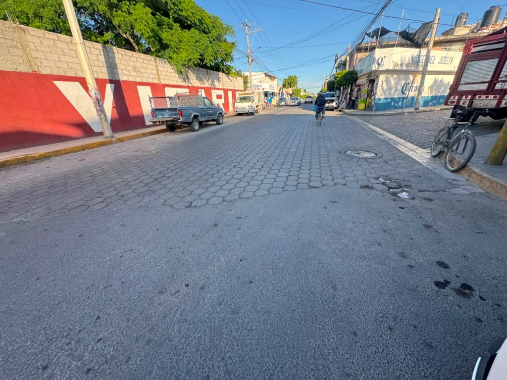 Inicia Gobierno del Estado pavimentación de la Avenida Ramón Caballero en Tehuacán