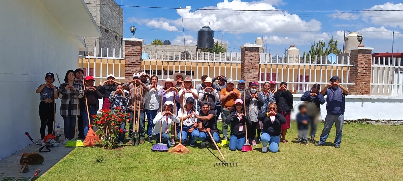 *SEDIF FORTALECE FAENAS COMUNITARIAS POR AMOR A PUEBLA*