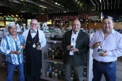 *Mezcal Puebla Cinco de Mayo inicia distribución nacional*
