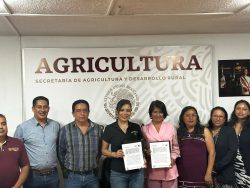 Formalizan UTH y SDR alianza para impulsar desarrollo en la región