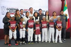 Puebla destaca en torneo nacional infantil de béisbol