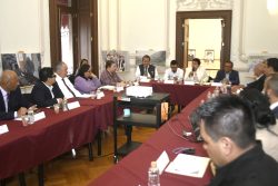 Fortalecen coordinación del sector salud durante sesión del Consejo Estatal