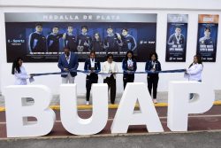 LILIA CEDILLO INAUGURA “AVENIDA DE CAMPEONES” EN CIUDAD UNIVERSITARIA BUAP