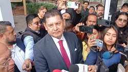 ALEJANDRO ARMENTA AFIRMA QUE SERA EL CONGRESO DE PUEBLA QUIEN DEBERÁ DEFINIR SITUACIÓN DE ALCALDES DE TEPEYAHUALCO Y ESPERANZA