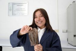 ESTUDIANTE DE LA BUAP DESARROLLA BIOPLÁSTICOS A PARTIR DE RESIDUOS DE CAFÉ