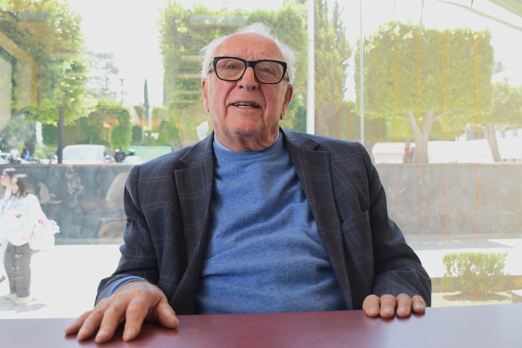 Luciano Maiani, ex director del CERN, dicta conferencias a estudiantes BUAP