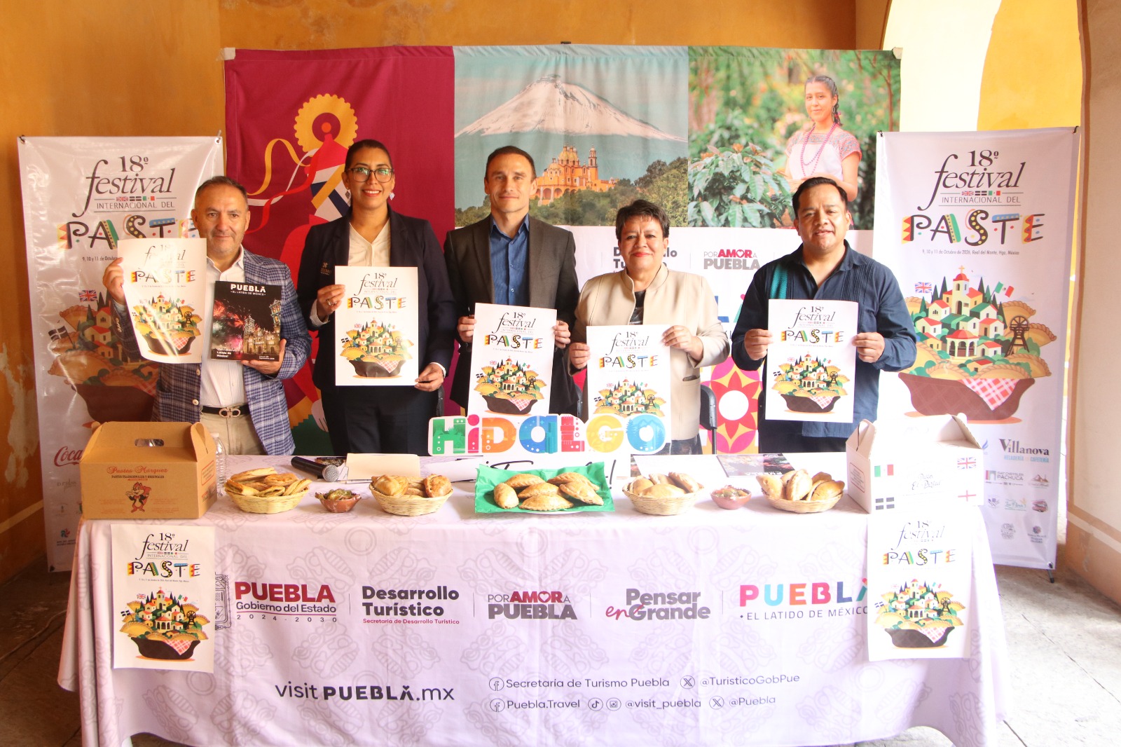 Puebla promueve Festival Internacional del Paste en Hidalgo