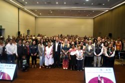 Gobierno fortalece la salud materna con capacitación a parteras y parteros