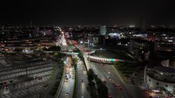 *Gobierno del Estado rehabilita y asegura alumbrado sobre Vía Atlixcáyotl* 