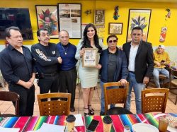 Delfina Pozos recibe nombramiento de Madrina Internacional del Desfile de la Hispanidad 2026 y fortalece su vínculo con migrantes poblanos en Nueva York