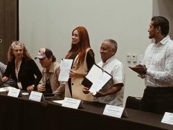 CONVENCIONES Y PARQUES E IEEA FIRMAN CONVENIO PARA COMBATIR REZAGO EDUCATIVO; 157 PERSONAS RETOMAN SUS ESTUDIOS