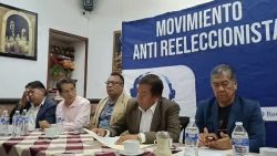 MOVIMIENTO ANTIRREELECCIONISTA DENUNCIA HOSTIGAMIENTO POLICIAL DE PEPE CHEDRAUI