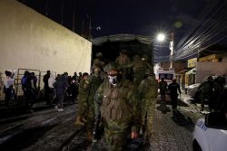 Motines en Ecuador dejan ocho presos muertos y diez heridos