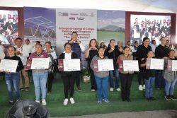Proyectos de obra comunitaria contribuyen al crecimiento económico con liderazgo de mujeres