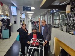 El Gobierno del Estado fortalece la conexión Puebla-Chicago y facilita el traslado humanitario de un migrante