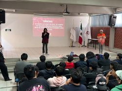 Imparte ISSSTE Puebla pláticas de género y salud en jóvenes del CECATI número 8