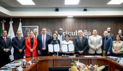 AGRICULTURA y Amexcid firman acuerdo para potenciar el campo mexicano